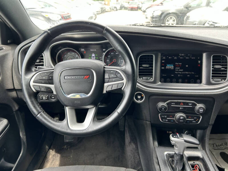 2017 Dodge Charger SXT