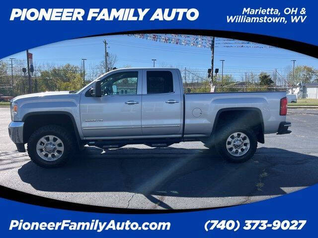 Used 2015 GMC Sierra 2500HD SLT with VIN 1GT22ZE80FZ114168 for sale in Williamstown, WV