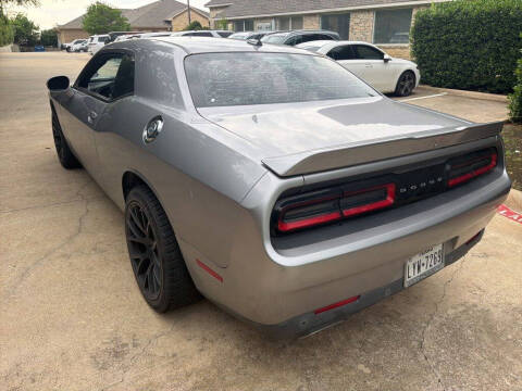 2018 Dodge Challenger SXT