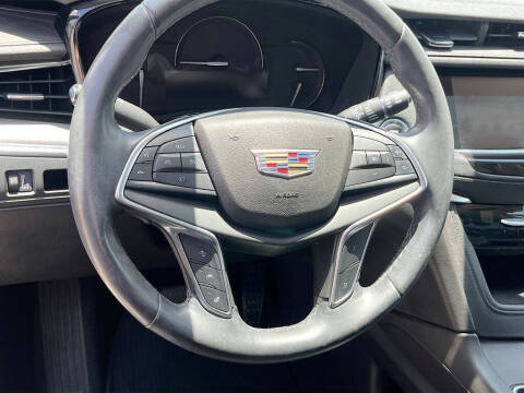 2018 Cadillac XT5 Premium Luxury