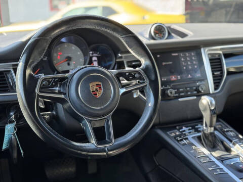 2018 Porsche Macan S