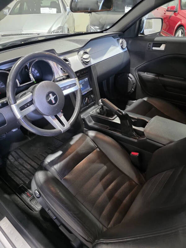 2006 Ford Mustang GT Deluxe