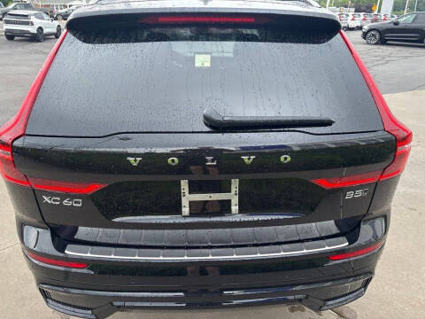 2026 Volvo XC60 B5 Plus