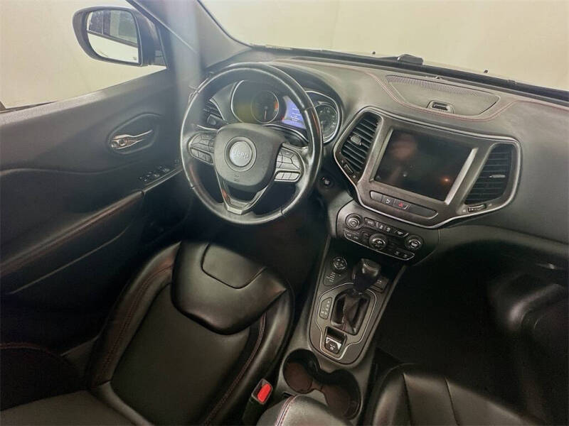 2019 Jeep Cherokee Trailhawk