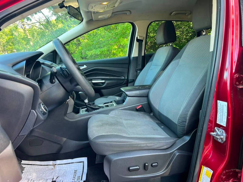 2017 Ford Escape SE