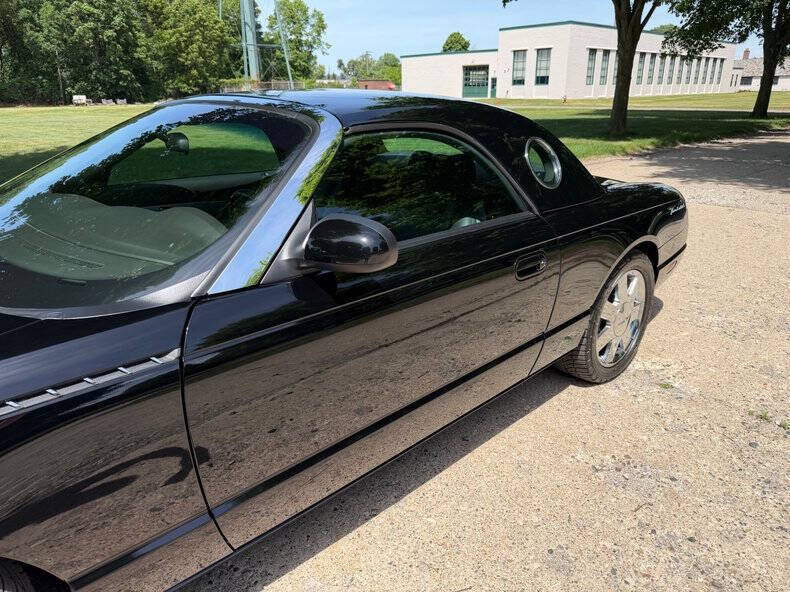 2002 Ford Thunderbird Deluxe