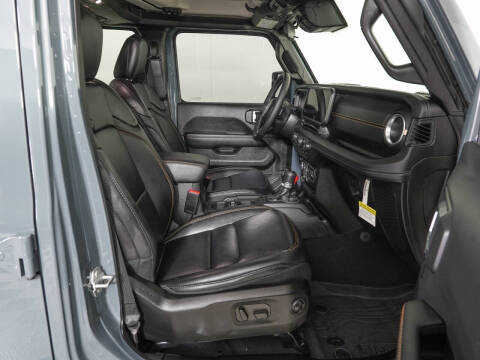 2025 Jeep Gladiator High Tide