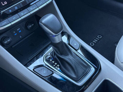 2019 Hyundai Ioniq Hybrid Limited