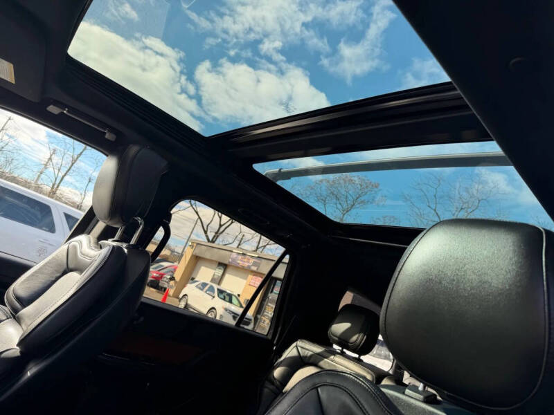 2018 Lincoln Navigator Select