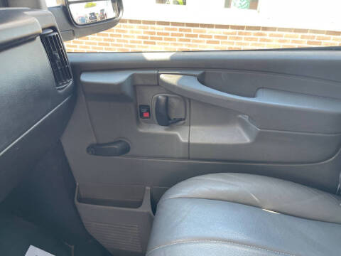 2011 Chevrolet Express 2500