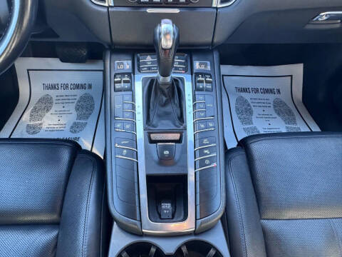 2017 Porsche Macan S