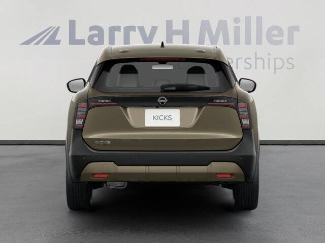 2026 Nissan Kicks S