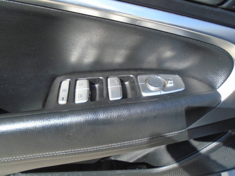 2020 Genesis G70 2.0T