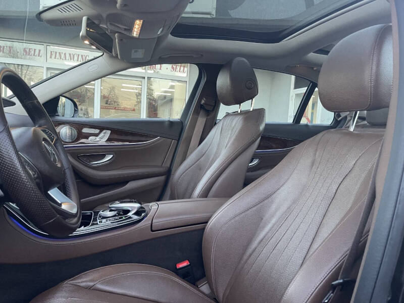 2017 Mercedes-Benz E-Class E 300 4MATIC