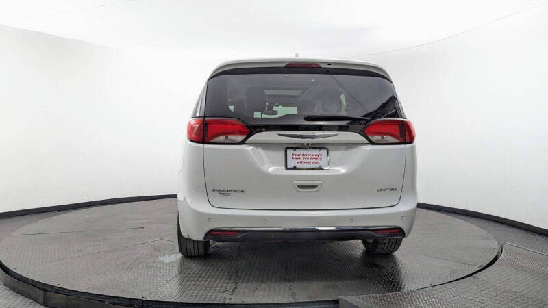 2017 Chrysler Pacifica Limited