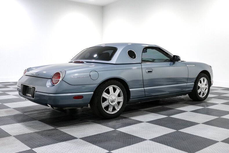 2005 Ford Thunderbird Deluxe