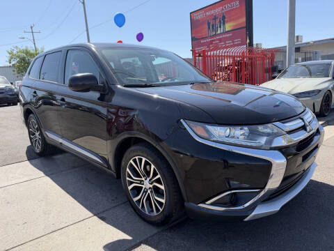 2017 Mitsubishi Outlander ES