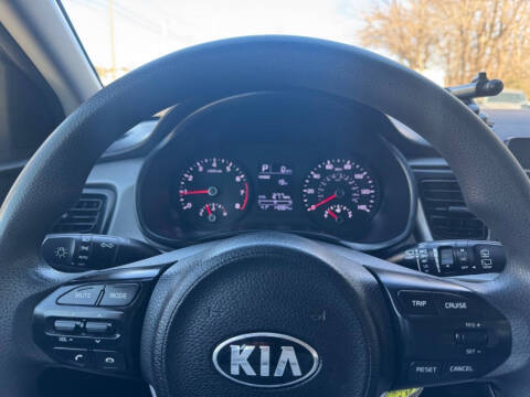 2018 Kia Rio 5-Door S