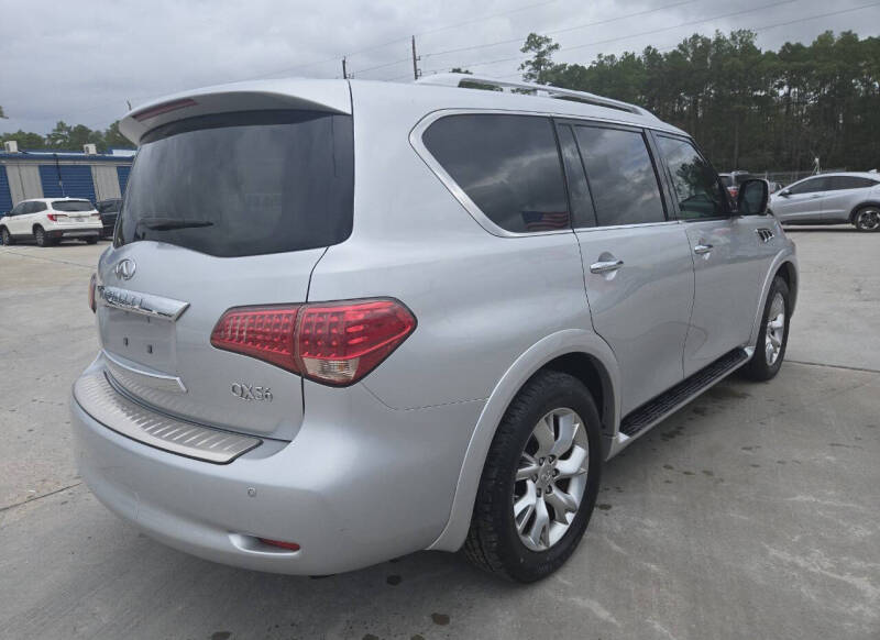 2012 INFINITI QX 56 photo 16