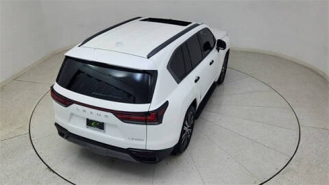 2023 Lexus LX 600 Luxury