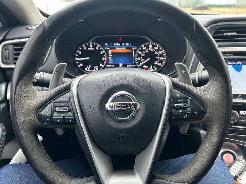 2017 Nissan Maxima 3.5 SR