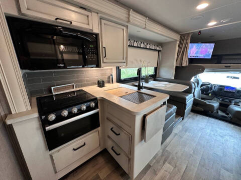 2022 Jayco Grayhawk 27, King Bed  Sleeps 6 , Gas Engine