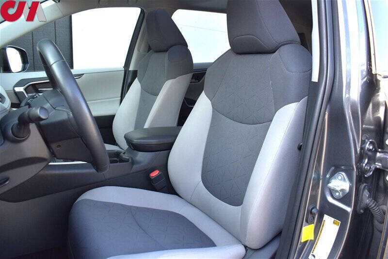 2019 Toyota RAV4 Hybrid XLE