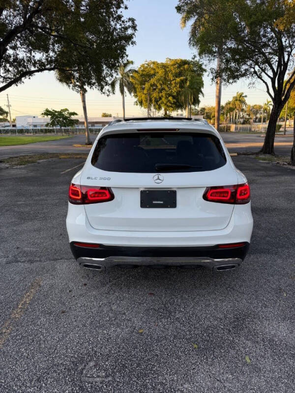 2022 Mercedes-Benz GLC GLC 300