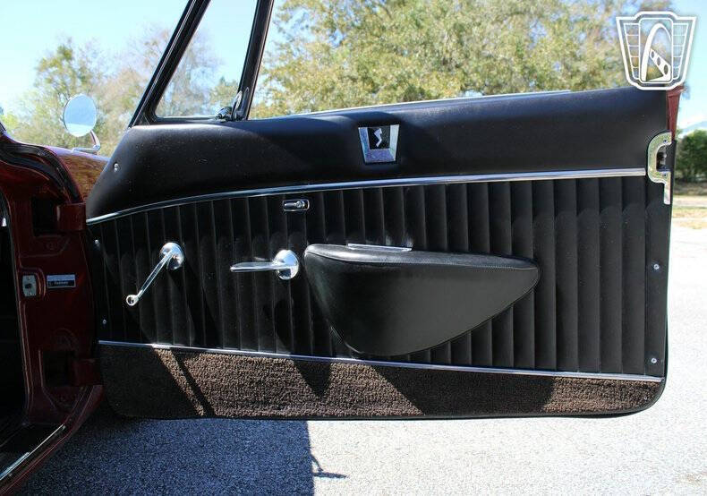 1964 Studebaker Avanti