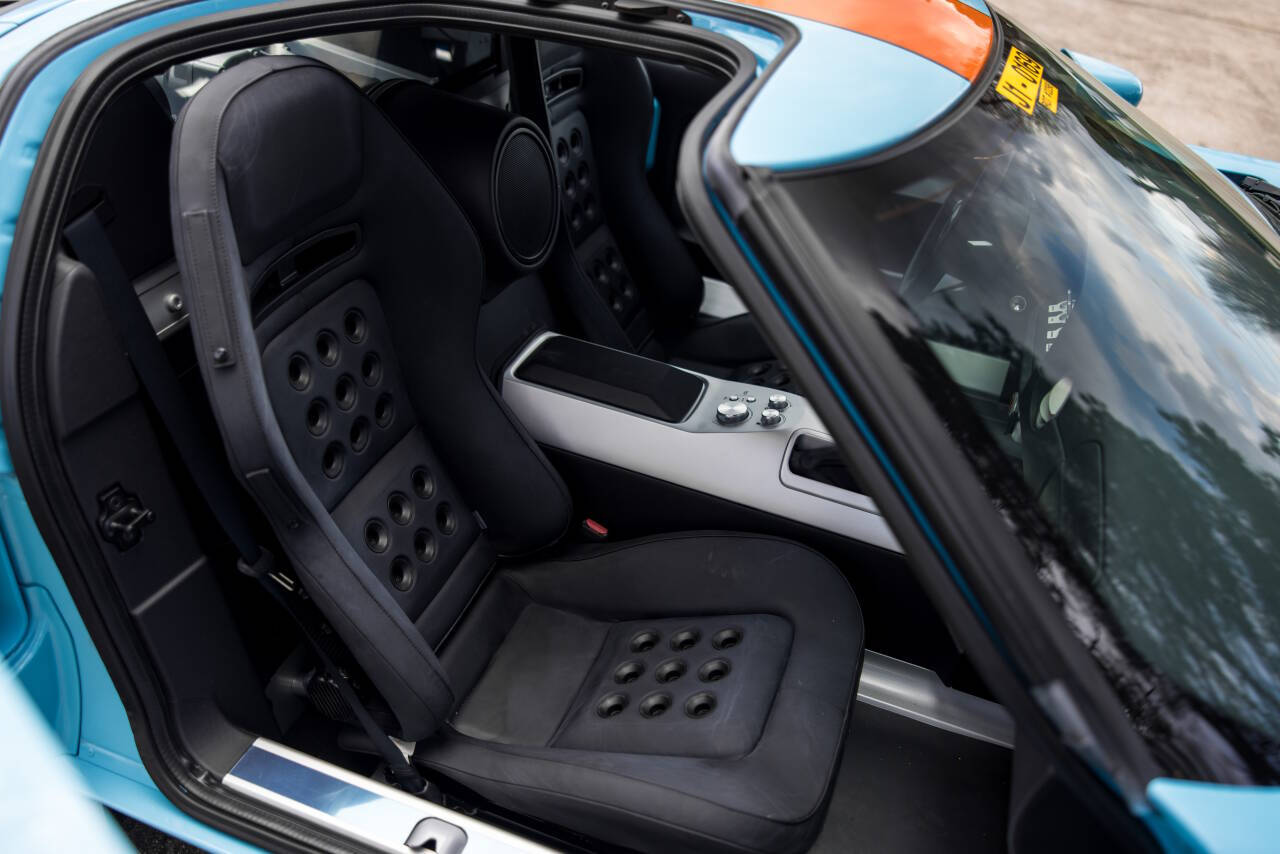 2006 Ford GT 33