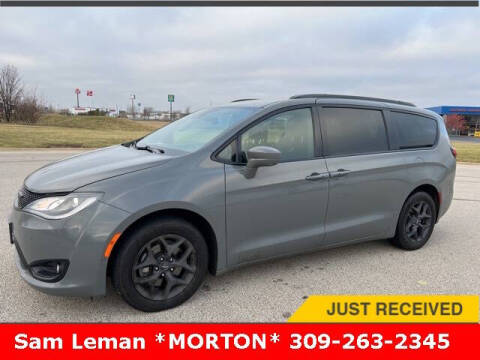 2020 Chrysler Pacifica for sale at Sam Leman CDJRF Morton in Morton IL