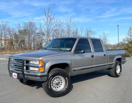 2000 Chevrolet C/K 2500 Series for sale at Nelson's Automotive Group in Chantilly VA