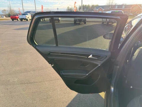 2019 Volkswagen Golf R 4Motion