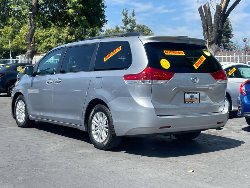 2013 Toyota Sienna