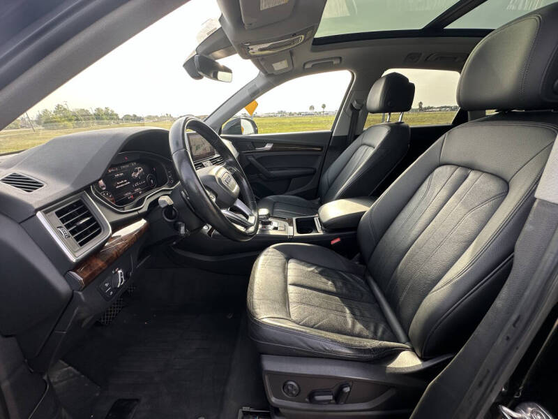 2018 Audi Q5 2.0T quattro Premium Plus