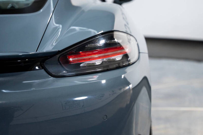 2017 Porsche 718 Cayman S