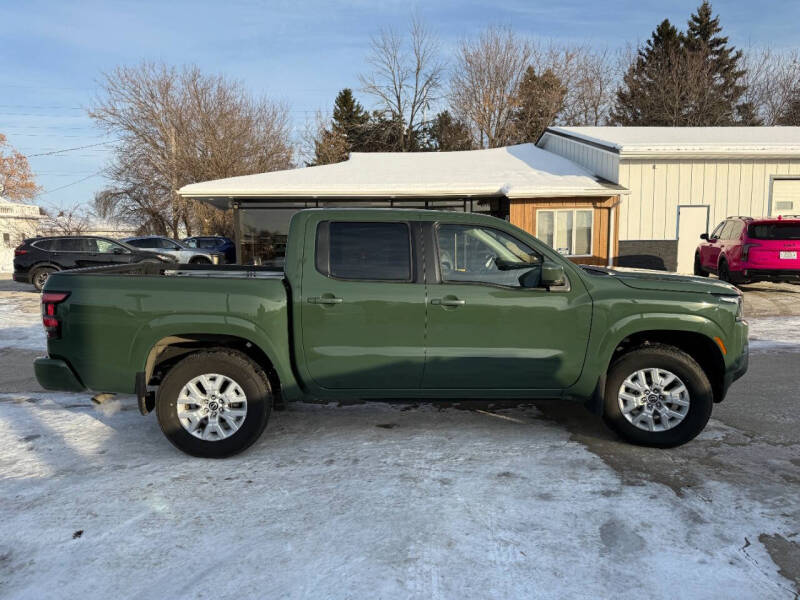 2023 Nissan Frontier SV
