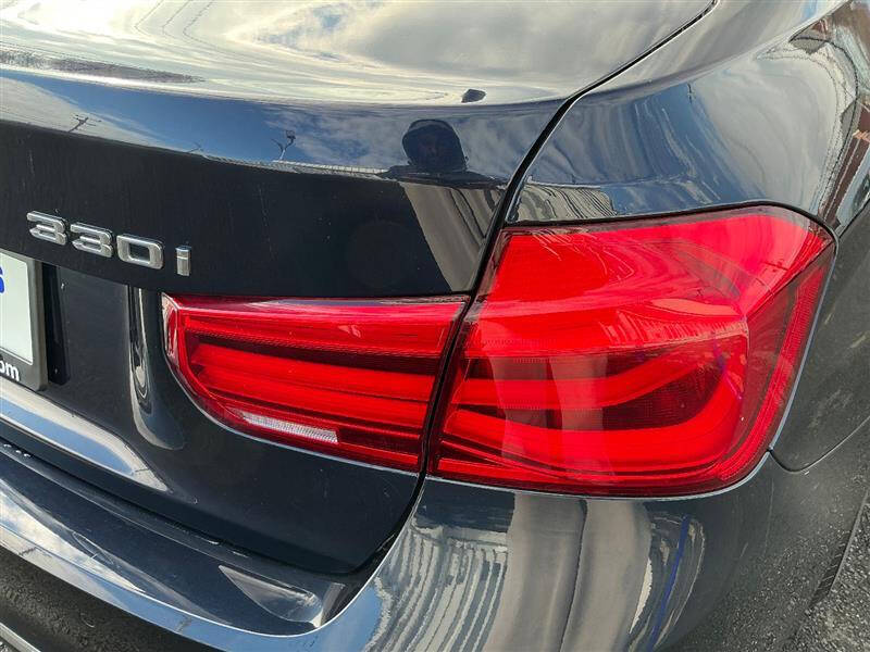 2017 BMW 3 Series 330i xDrive