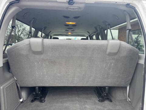 2012 Ford E-Series E-350 SD XLT