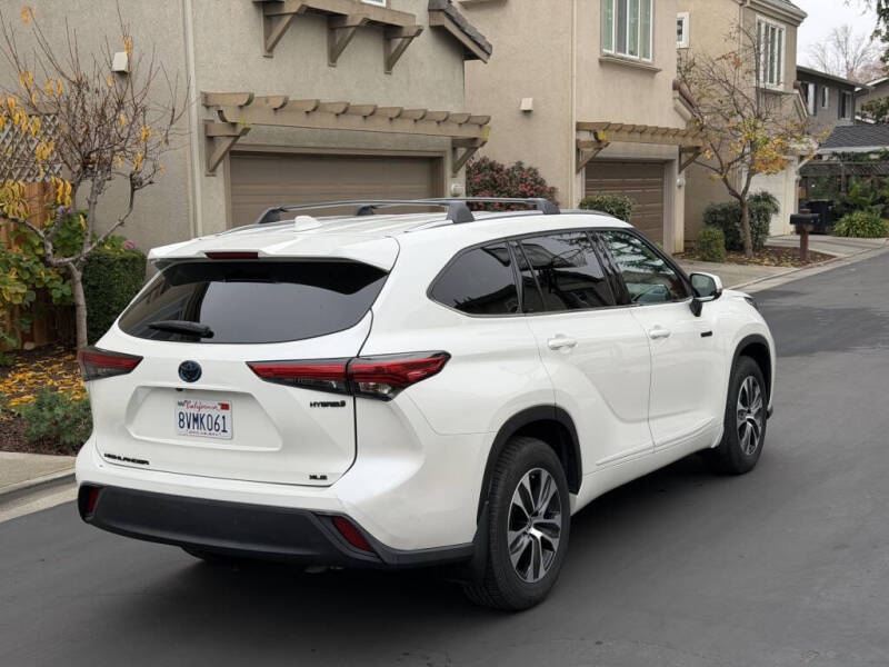 2021 Toyota Highlander Hybrid XLE