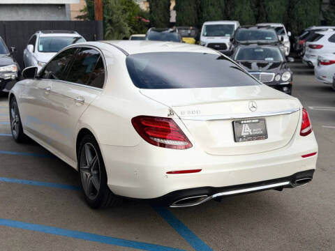 2017 Mercedes-Benz E-Class E 300
