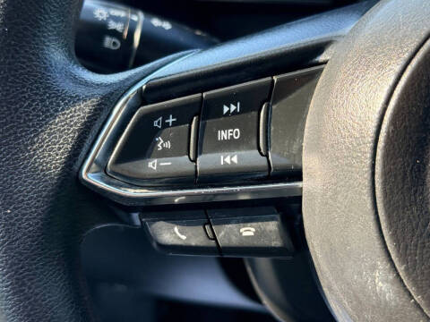 2017 Mazda MAZDA3 Sport