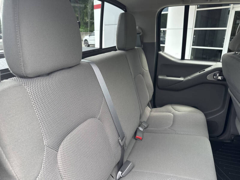 2021 Nissan Frontier SV