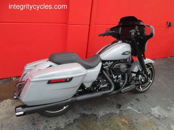 2024 Harley-Davidson Street Glide