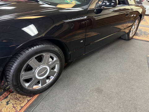 2004 Ford Thunderbird Deluxe