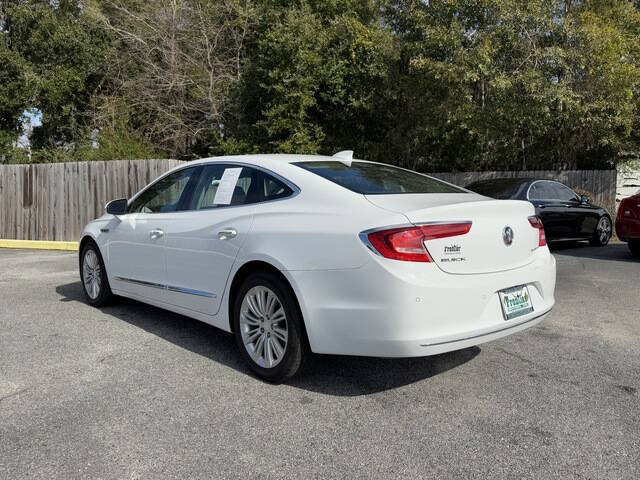 2018 Buick LaCrosse Essence