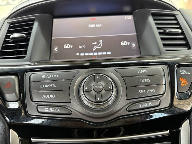 2020 Nissan Pathfinder S