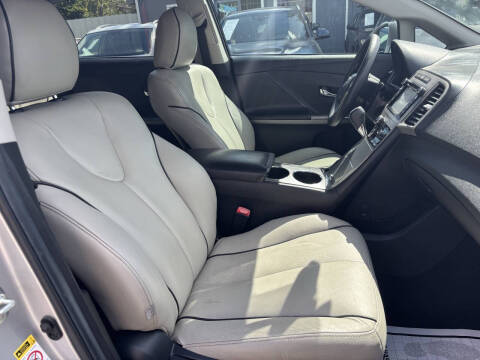 2013 Toyota Venza LE