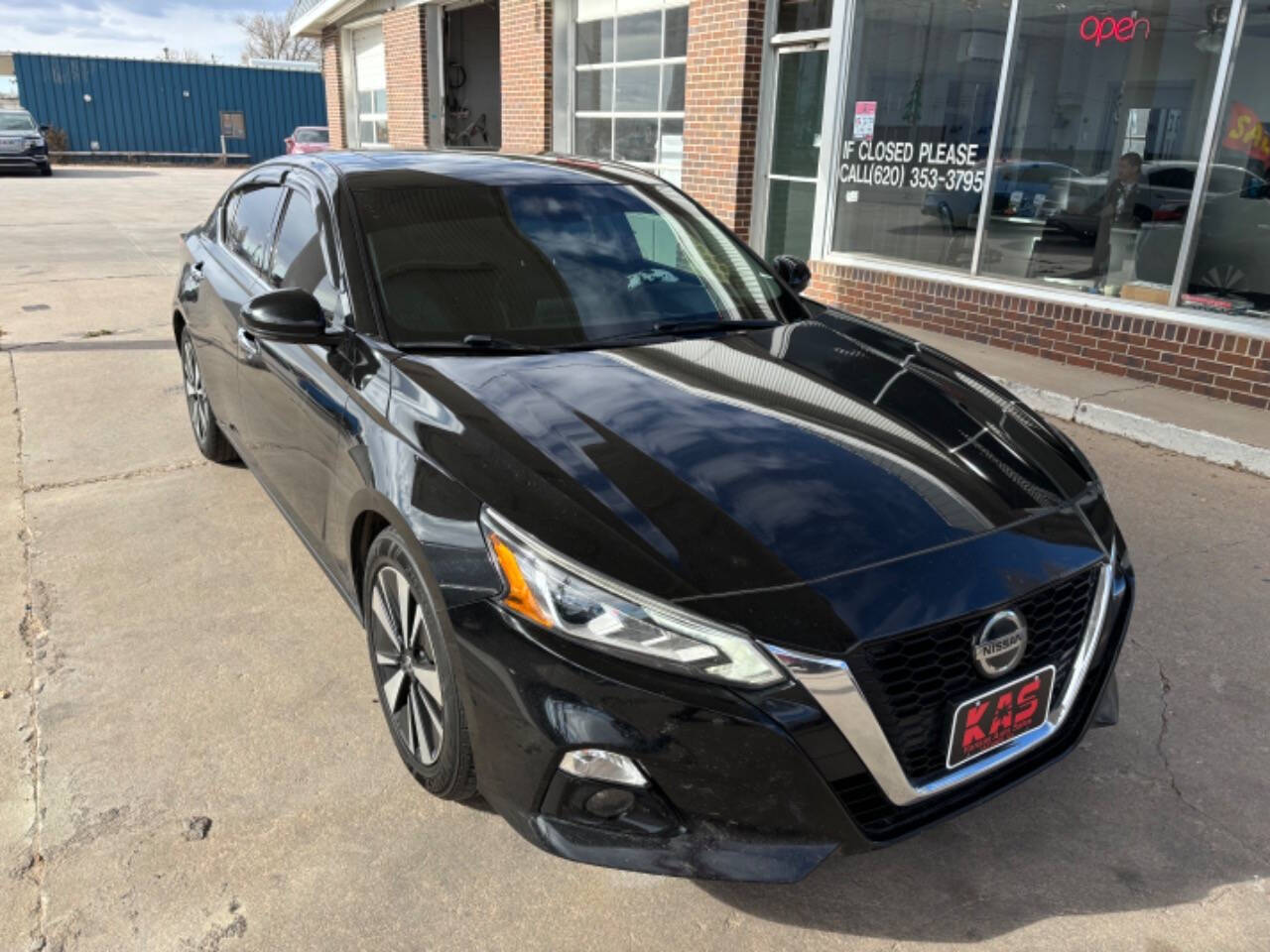 2020 Nissan Altima for sale at Kansas Auto Sales in Ulysses, KS