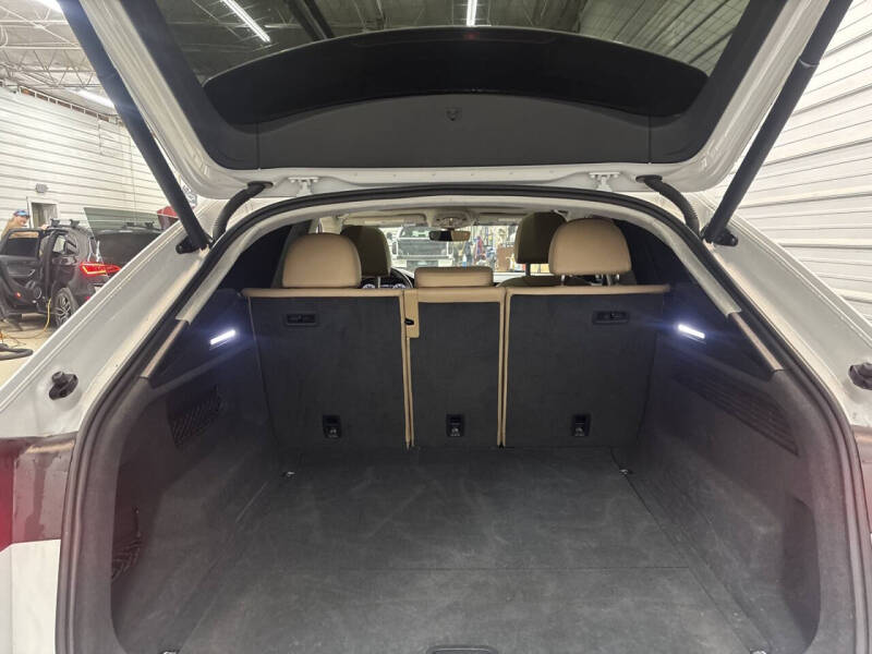 2019 Audi Q8 quattro Prestige 55 TFSI